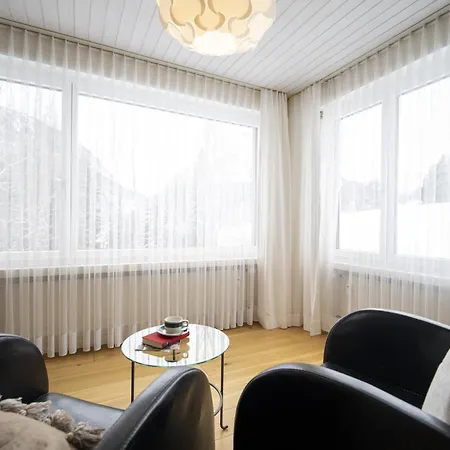 True 9 Apartment