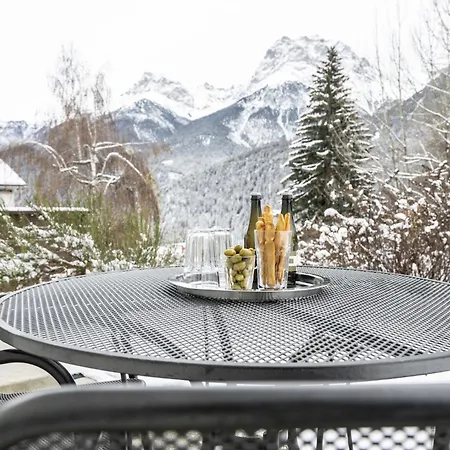 True 9 * Scuol