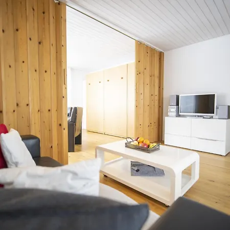Apartment True 9 *