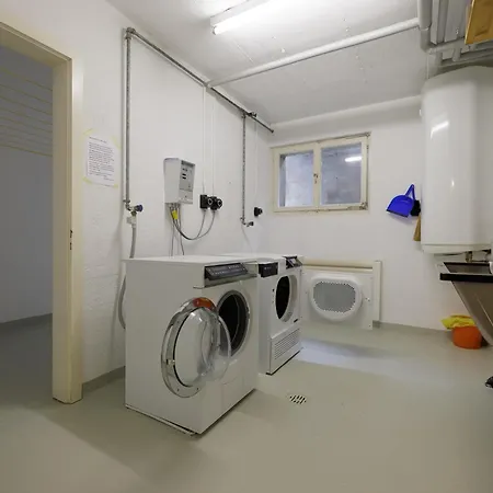 True 9 * Скуоль